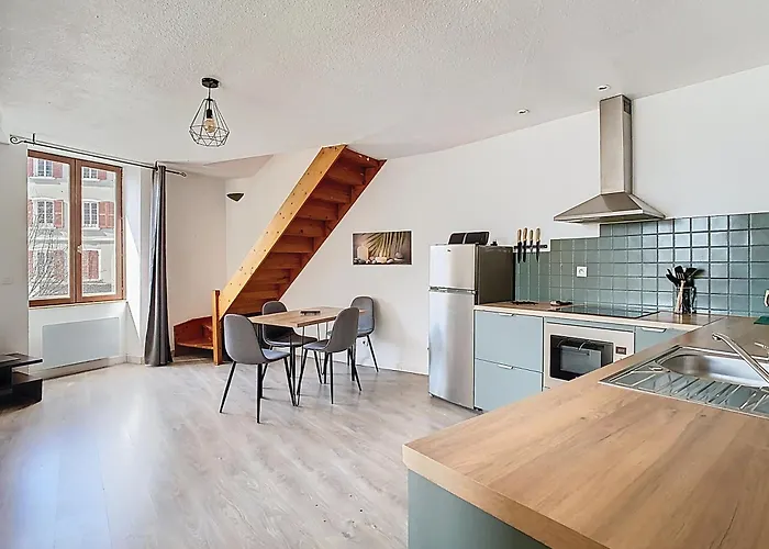 Le Duplex, 65m2, Hyper-centre, 2 Chambres, 6 Pers Apartmán *