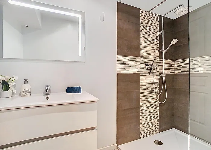 Apartmán Le Duplex, 65m2, Hyper-centre, 2 Chambres, 6 Pers *